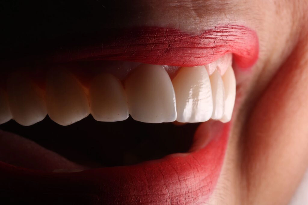 Almería Estética Dental, pretende cubrir las necesidades de los Almeriense